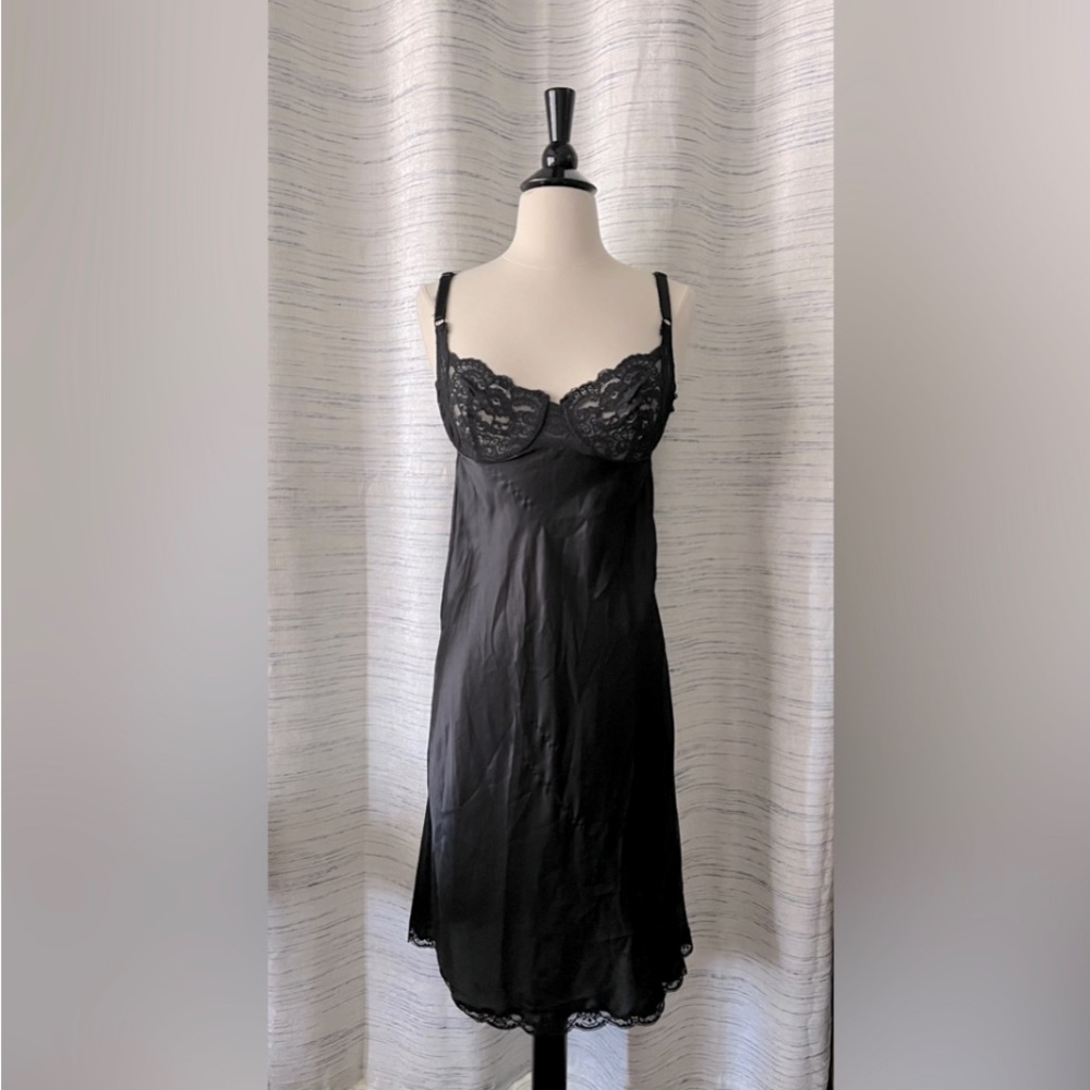 Valentino slip